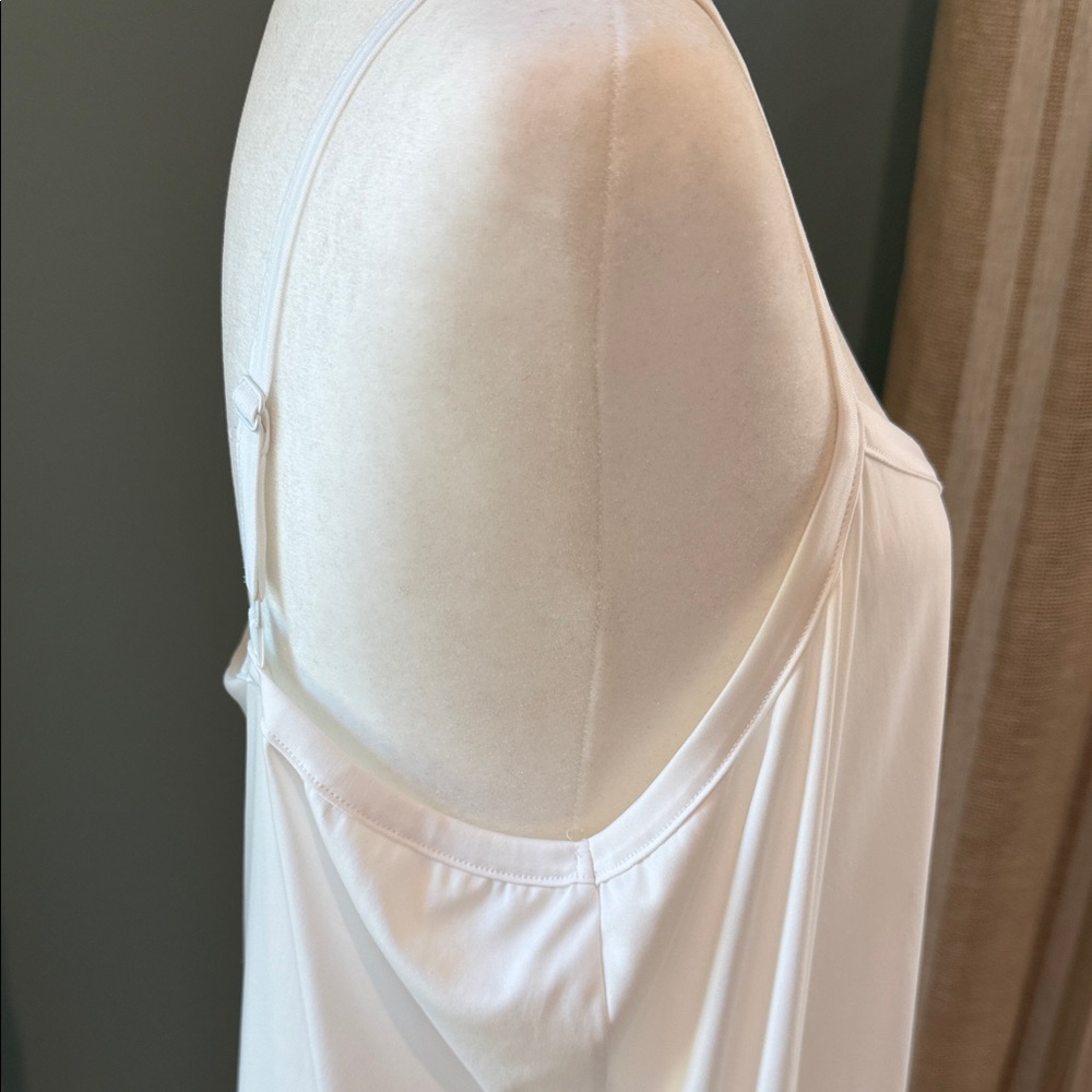 Torrid Outlander White Sassenach Night Gown, Size 1 (XL) - Picture 13 of 16
